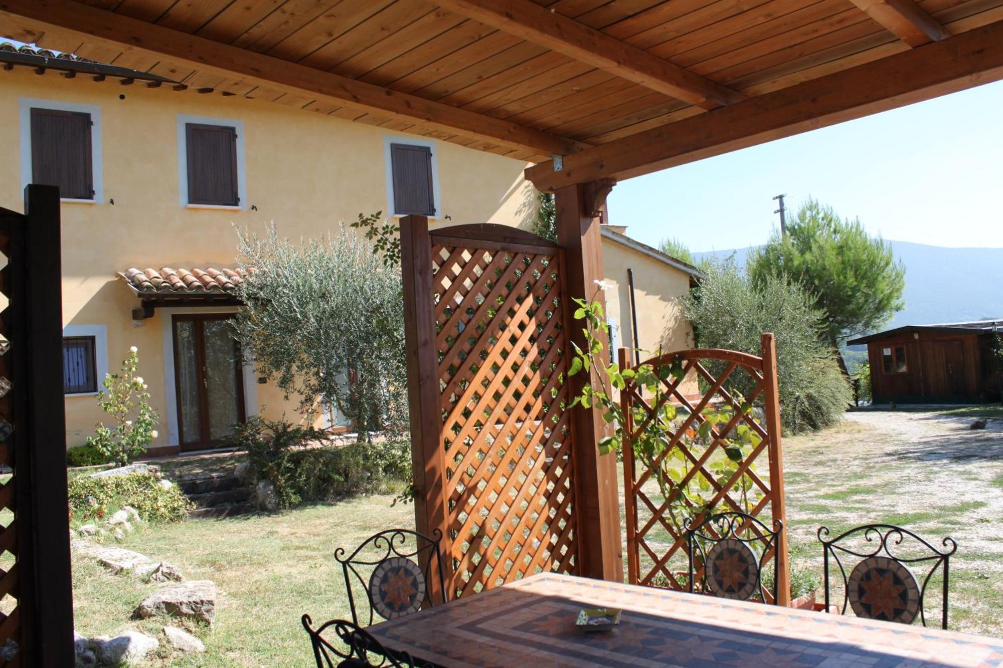 La Casa Di Gelsomino Villa Massa Martana Exterior photo
